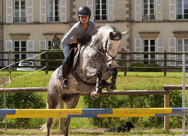 luxury-equestrian-holidays-in-france-stay-in-a-french-chateau-castle